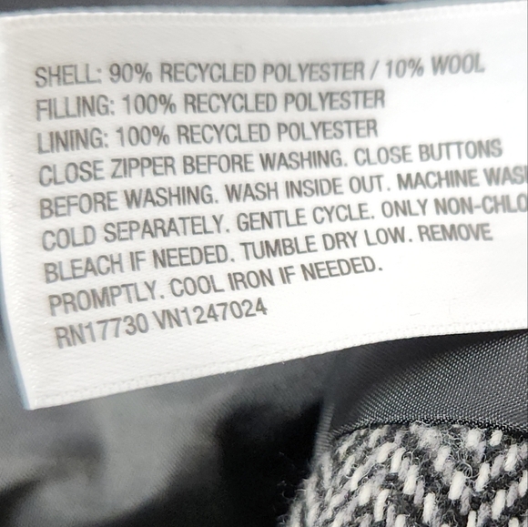 Universal Thread Gray Puffer Jacket - Picture 11 of 15